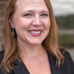 Rebecca Jones, MD headshot